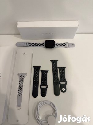 Apple Watch Series 10 46mm Jet Black Cellular 3db szíj Apple Gari