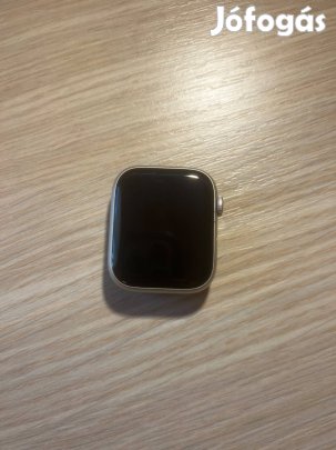 Apple Watch Series 8