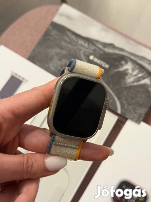 Apple Watch Ultra 2 49 mm titán, dobozos, megkímélt