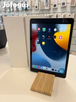Apple ipad 9.gen 10.2" 64GB WiFi Silver Használt