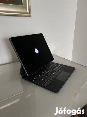 Apple ipad Pro 12.9´´ (6. generáció) 256GB + Magic Keyboard - Eladó