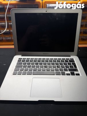 Apple macbook air 2017 A1466 hibás