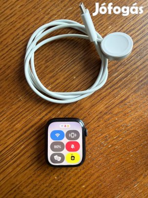 Apple watch series 8