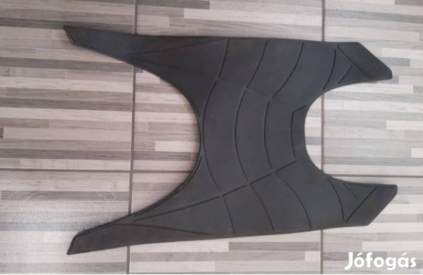 Aprilia Amico taposó gumi