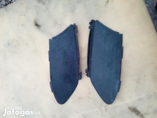 Aprilia Leonardo szerelő nyílás