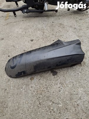 Aprilia Rs50 hátsó sárvédő kerék fölötti