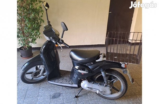 Aprilia Scarabeo 50 street