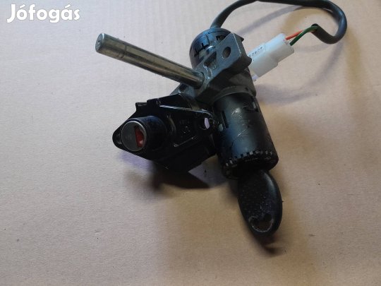 Aprilia gyujtáskapcsoló