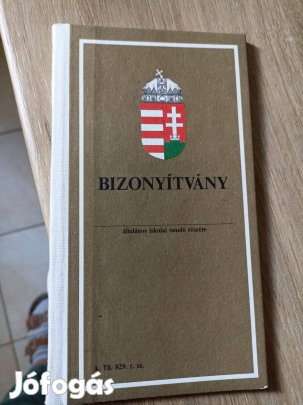 Apróságaim,: régi szemüveg. stb