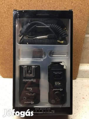 Aputure Trigmaster távkioldó és vakukioldó kábellel