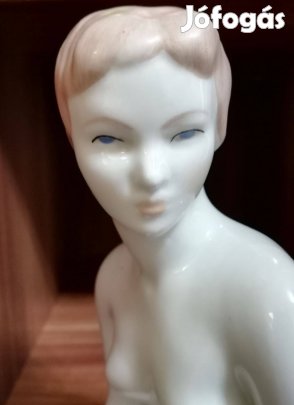 Aquincum art deco térdelő női akt 22cm