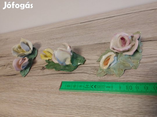 Aquincumi kézzel festett porcelán rózsák 4500Ft/db