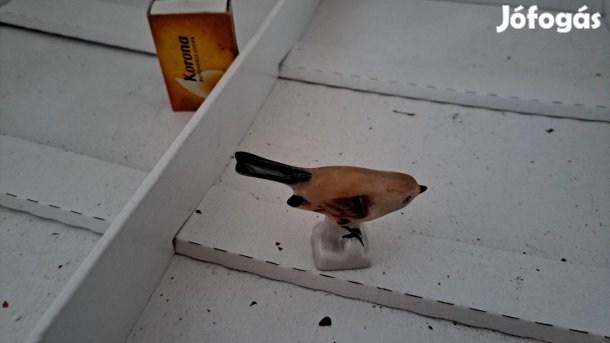 Aquincumi kis madár porcelán