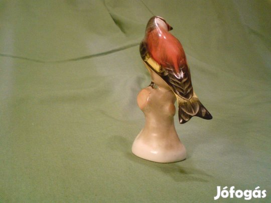 Aquincumi porcelán madárka