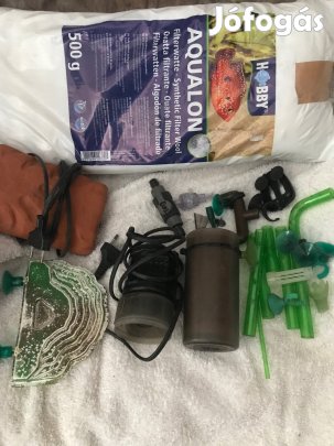 Aqvárium megmaradt tartozékot