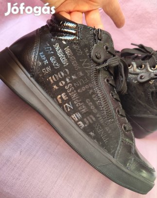 Ara 37.5 (Teljesen új, bőr)