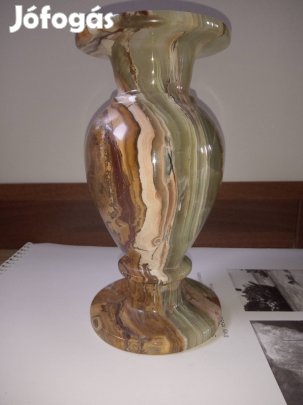 Aragonit Pakisztáni kőváza 