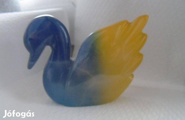 Aragonit ásványkő hattyú dísztárgy 28 dkg