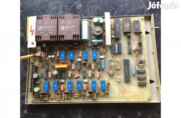 Áramátalakító. Újszerű állapotban