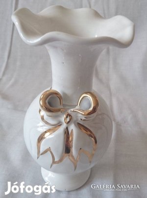 Arany masnis fehér váza