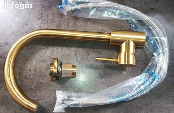 Arany színű, luxus csaptelep mosogatóhoz