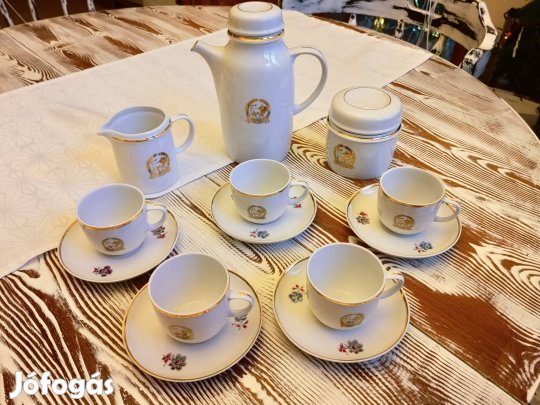 Aranybika Hotel Porcelán