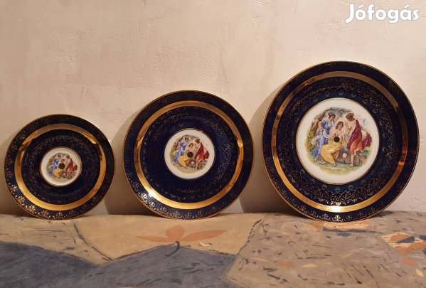 Aranyozott Bohemia MZ 24kt kobalt kék fali tányérok jelenetes porcelán