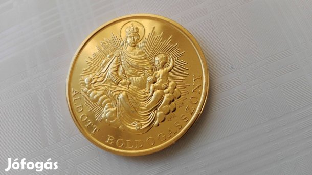 Aranyozott emlékérem Szent István Király emlékére szép db
