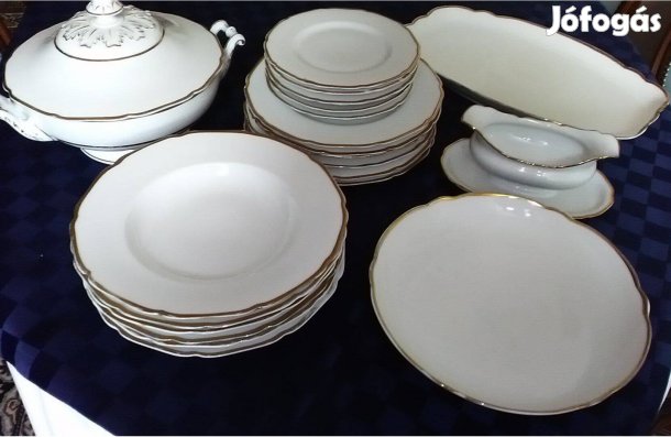 Aranyszélü étkészlet