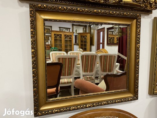 Aranyszínű keretes tükör