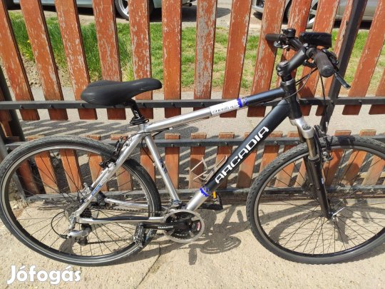Arcadia cross 4.0 28 colos kerékpár eladó