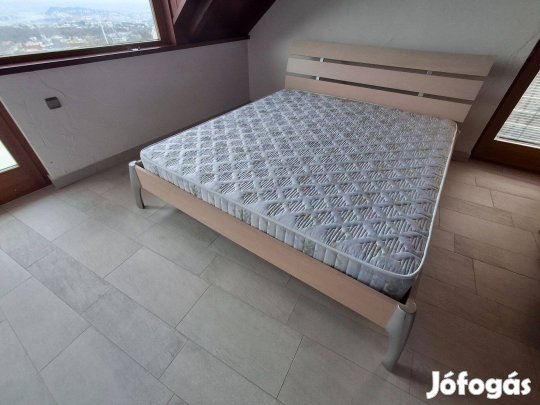 Árcsökkenés Bo Concept 180x200 ágykeret eladó