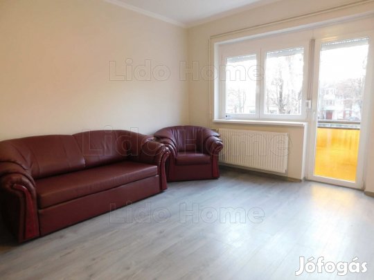 Árcsökkenés! Igényesen felújított, 1 emeleti, 2 szobás lakás eladó