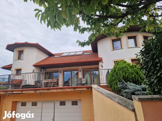 Árcsökkenés! Szfvár, Öreghegyen nagy ház 980 nm telken-707039997