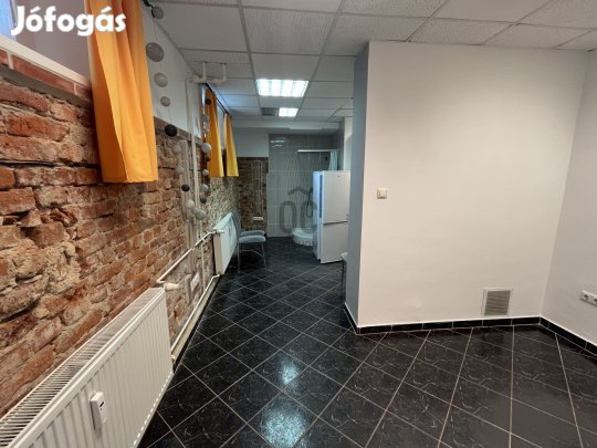 Árcsökkenés ! Óvárosi üzlethelység, iroda !