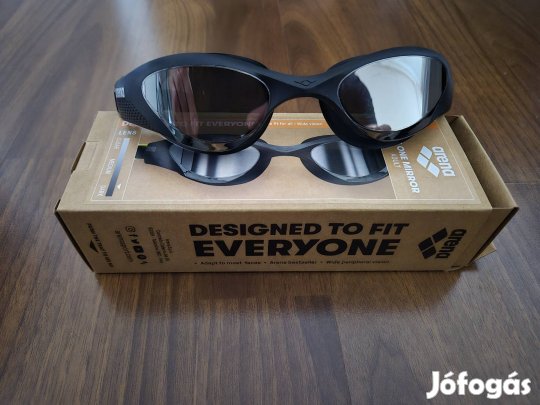 Arena The One Mirror úszószemüveg