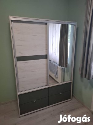 Arizona tolóajtós/nyílóajtós gardrób 