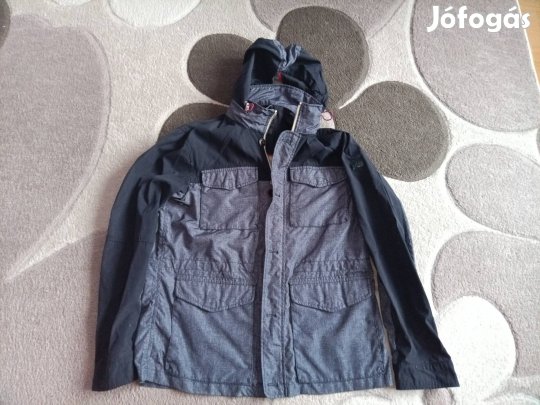 Armani kabát szép állapotban 