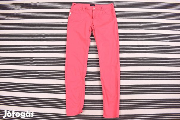 Armani női farmer 529