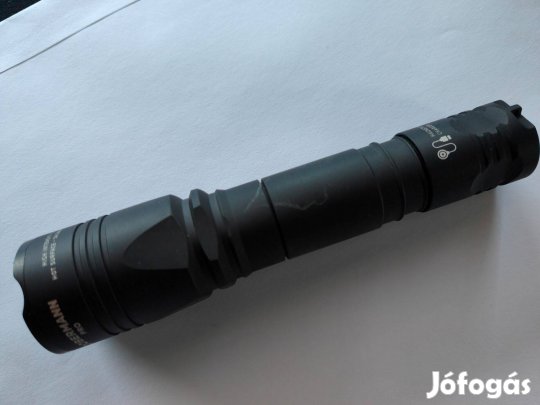 Armytek Dobermann Pro LED lámpa