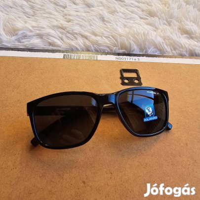 Arnette napszemüveg AN 4257 - Urca új eredeti