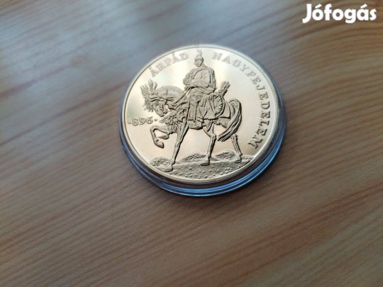 Árpád Nagyfejedelem Honnfoglalás 1996-os aranyozott emléké