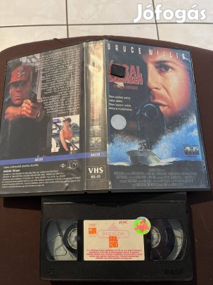 Árral szemben akció nagytok vhs 