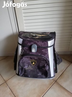 Ars Una Lamborgini iskola táska 