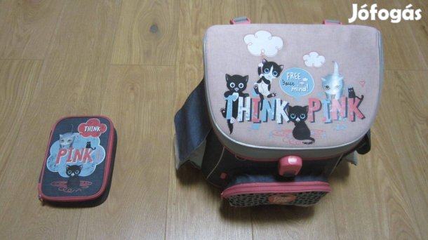 Ars Una ergonomikus iskolatáska tolltartóval