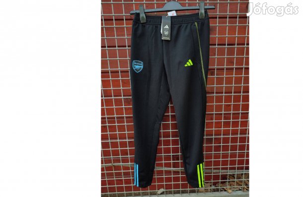 Arsenal eredeti adidas hosszú fekete gyerek nadrág (152)