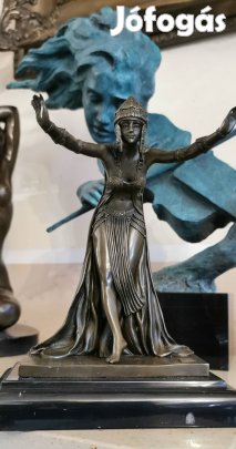 Art Deco Elegancia: Lenyűgöző Bronz