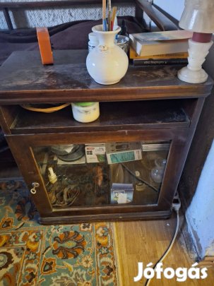 Art deco bútorok az 1940-es évekből