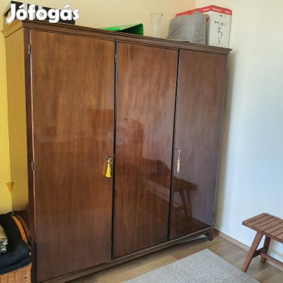 Art deco fa gardrób szekrény