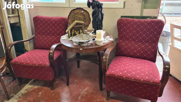 Art deco fotelek asztallal